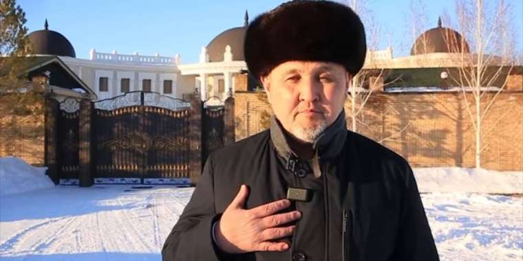 «Төрт әйелі бар имамның үйі». Астанадағы зәулім сарайдың шын иесі анықталды