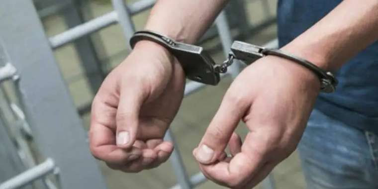 Қостанайда жалаңаш жүгірген жігіт қамауға алынды