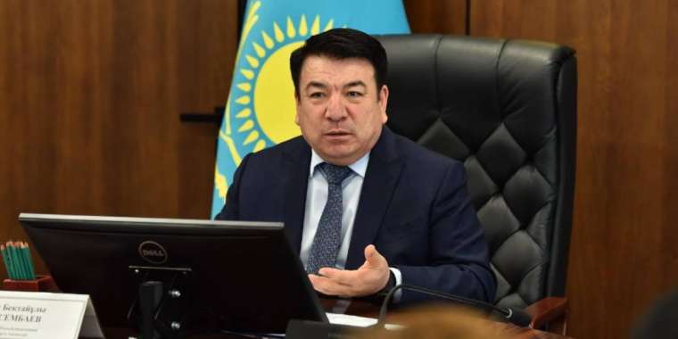 Қандай пәндердің мұғалімдері әлсіз? Министр Бейсембаев ұстаздардың осал тұсын айтты