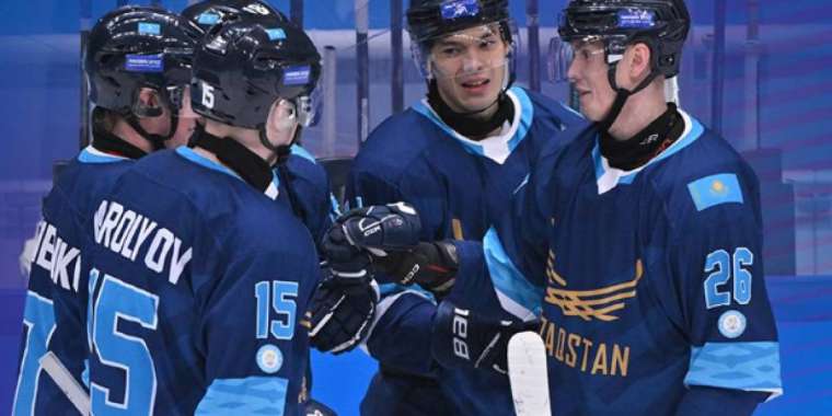 Хоккейден Қазақстан ерлер құрамасы ширек финалға шықты