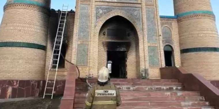 Қазақстанда бір айдың ішінде екінші рет мешіт өртенді