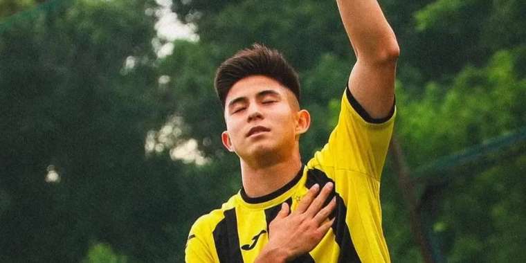 Дастан Сәтпаев  «Челси» клубының ойыншысы атанды