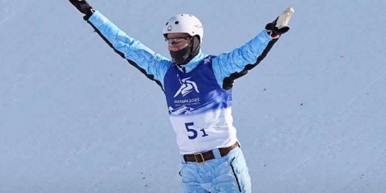 Тарихи алтын! Фристайл-акробатикадан Ұлттық құрама алтын медаль жеңіп алды