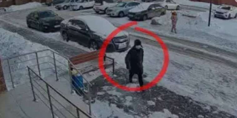 Лифтідегі оқиға. 5 жасар баланың бетін тілген жасөспірімнің қайда екені айтылды