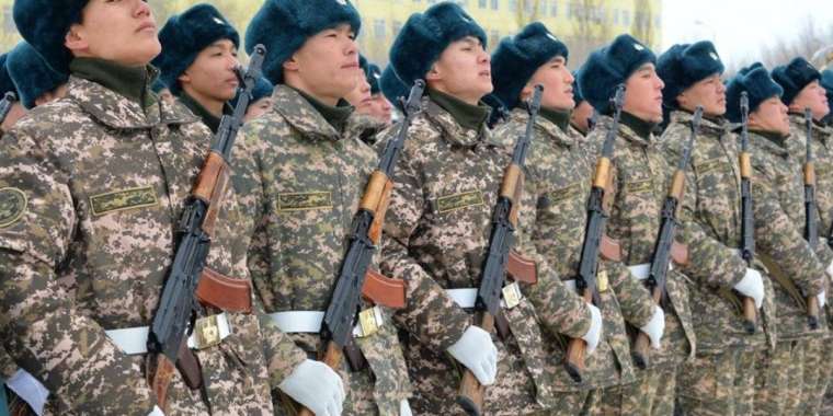 Тоқаев әскери қызметке шақыру туралы Жарлыққа қол қойды