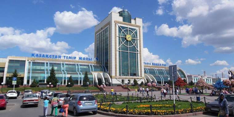 Астанадағы ескі вокзал маңында жарылыс болды