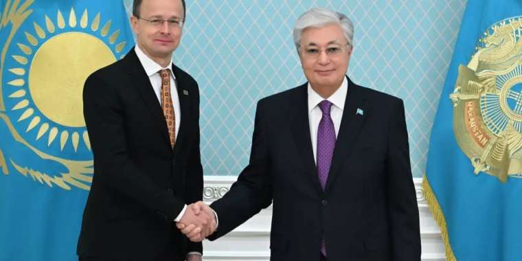 Қасым-Жомарт Тоқаев Мажарстанның Сыртқы істер министрін қабылдады