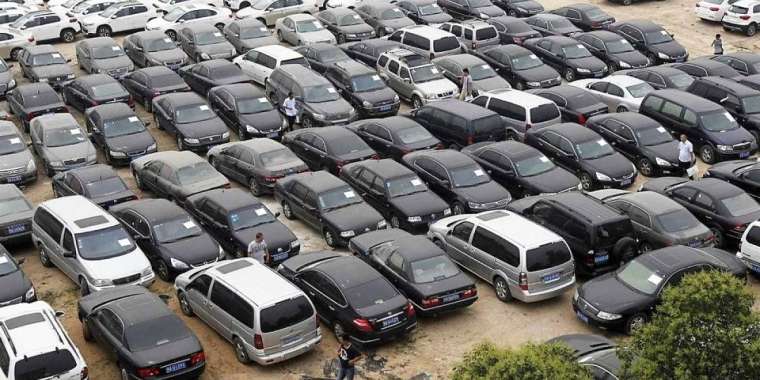 Өткен жылы қазақстандықтар қанша көлік сатып алғаны айтылды