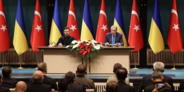 Ердоған Зеленскийге Украина жерінің тұтастығы даусыз екенін мәлімдеді