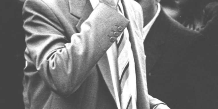 Дулат Исабеков: Мұхтар Мағауинге хат жазғым келеді