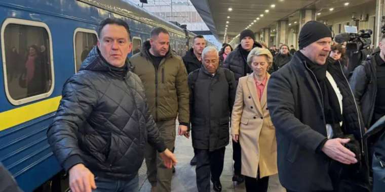 Еуропа лидерлері таң атпай Киевке келді