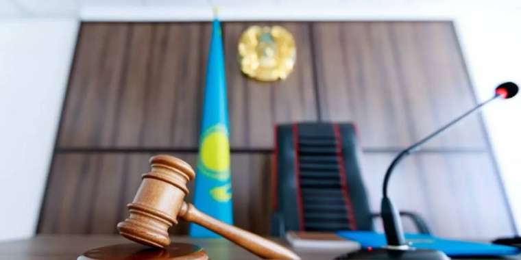 Алматыда адвокат сотталды