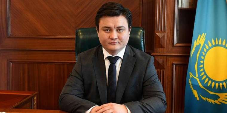 «Күніне тамаққа 50-60 мың теңге жұмсаймыз». Әсет Ерғалиев жаңа қызметке тағайындалды