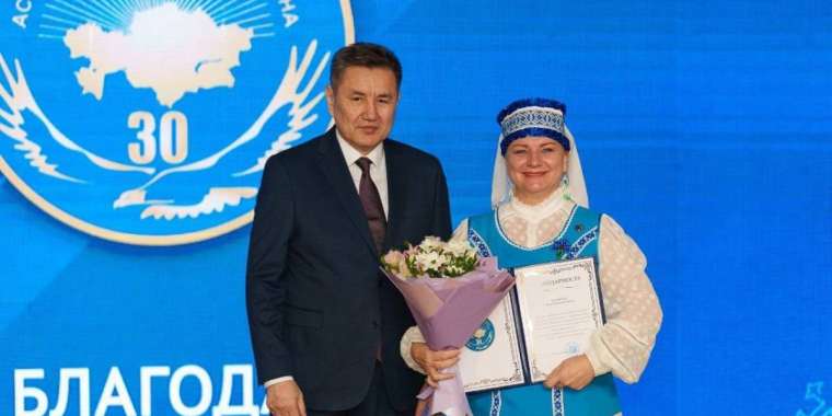 Өскеменде ҚХА-ның 30 жылдығына арналған ескерткіш тақта ашылды