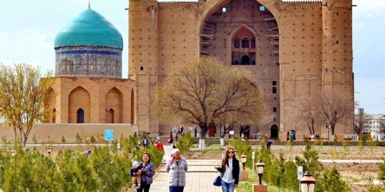 Қасым-Жомарт Тоқаев «Түркістан қаласының ерекше мәртебесі туралы» заңға қол қойды  