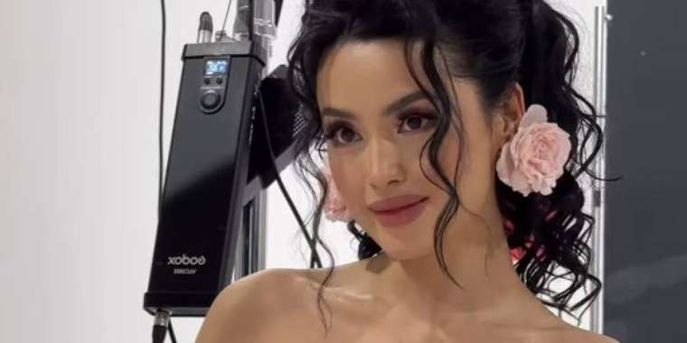 «Қарай бергің келеді»: Ақбота Сейітмағамбеттің образы көпшілікті таңғалдырды