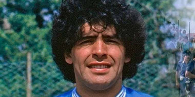 Марадонаны емдеген дәрігерлер сот алдында жауап бере бастады