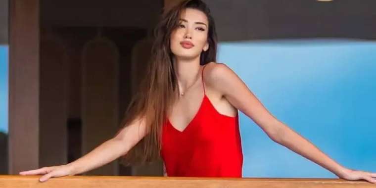 Сабина Алтынбекова ажырасуына қатысты мәлімдеме жасады