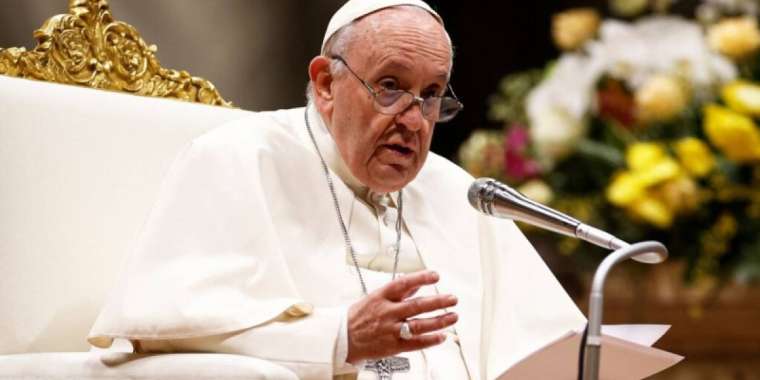 Денсаулығы сыр берген Рим Папасының жағдайы белгілі болды