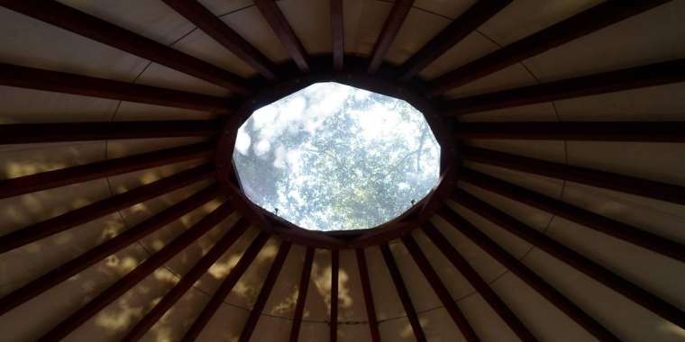 81 миллион теңге: Ақтауда киіз үйге жарияланған тендер тоқтатылды