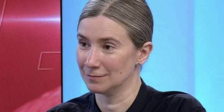 Танымал саясаттанушы Екатерина Шульманға іздеу жарияланды