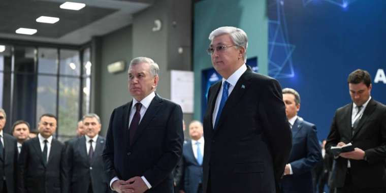 Қазақстан мен Өзбекстан президенттері AlmatyFairai көрмесіне барды