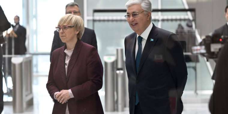 Тоқаев пен Пирц-Мусар АХҚО-ны аралап көрді