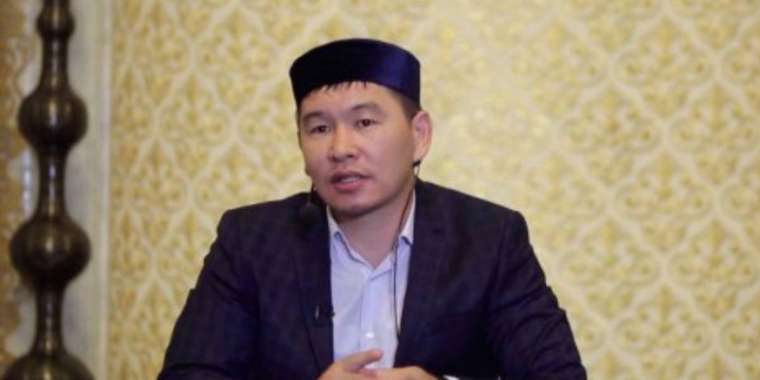 "Имамдарда ақша жоқ дейсіңдер". Қабылбек ұстаз зәулім мейрамхана ашты