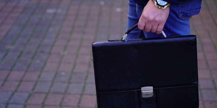 Алматы әкімінің орынбасары жауапқа тартылды