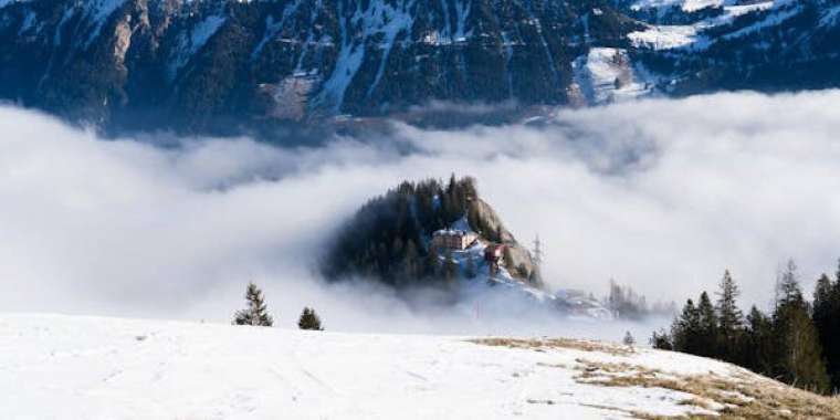 Алматы тауларында қар көшкінінің қаупі сақталып отыр