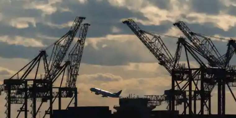 Қытай АҚШ тауарларына 84% баж салығын енгізіп, жауап қайтарды