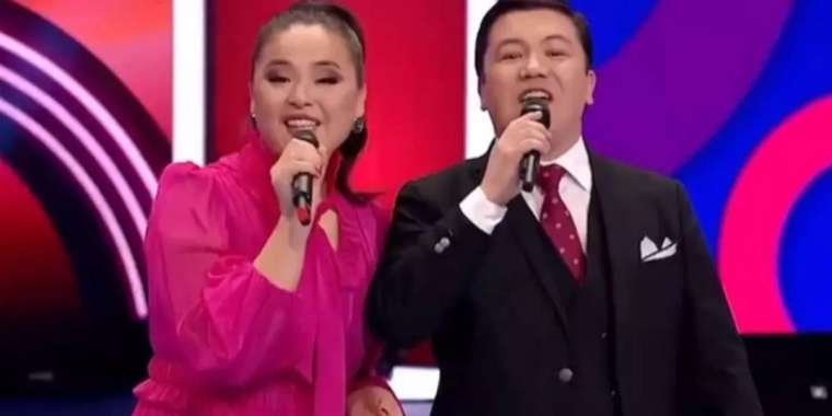 Тойға шығып, ән салып жүрген Тұрсынбектің әйелі сынға ұшырады