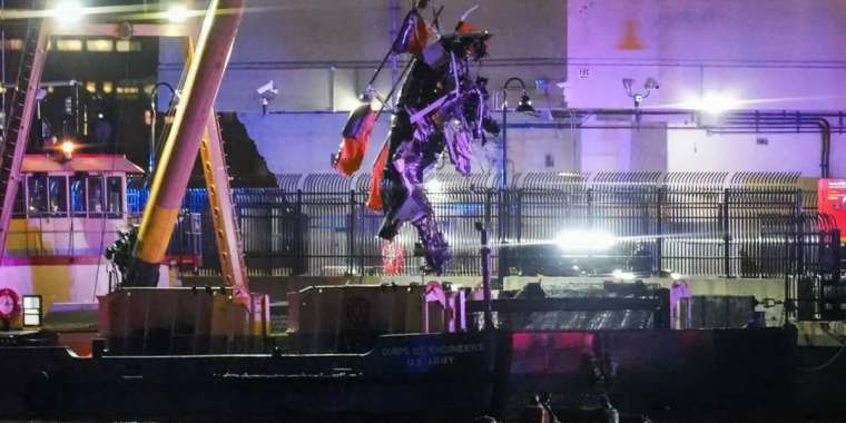 Нью-Йоркте тікұшақ апатынан алты адам көз жұмды