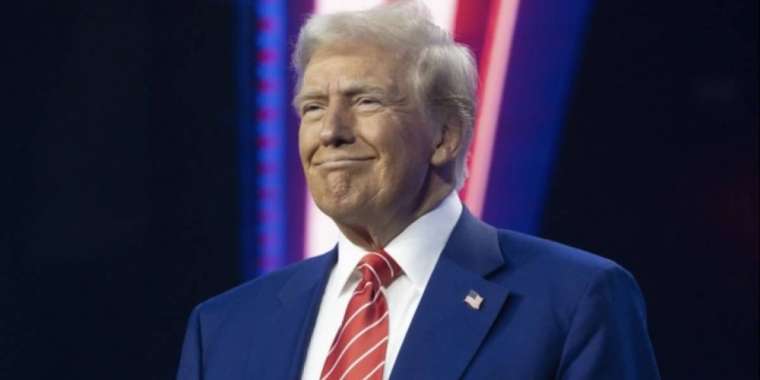 Трамп Ресейге қарсы санкцияларды тағы бір жылға ұзартты