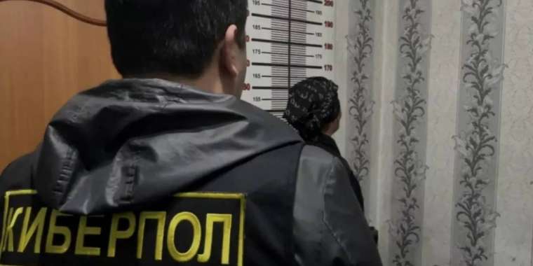 Киберполиция "мемлекеттік грант алып беремін" деп алдаған алаяқты ұстады