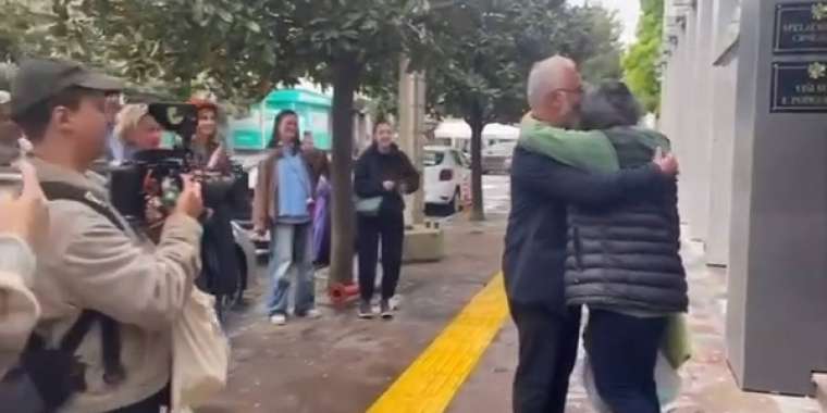 Черногория билігі Дина Таңсәріні қамаудан босатты