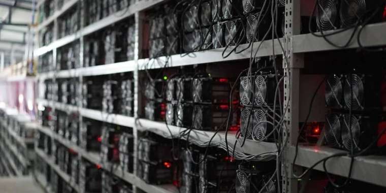 Астанада заңсыз жұмыс істеп тұрған майнинг анықталды