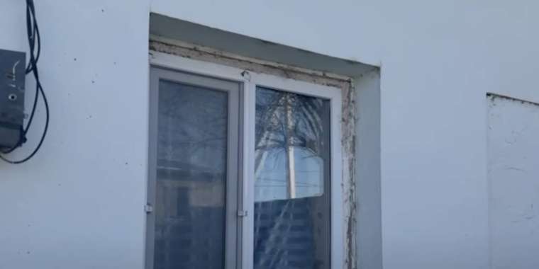 Шымкентте мүгедек анасын айуандықпен өлтірген ер адам жазадан құтылып кеткен