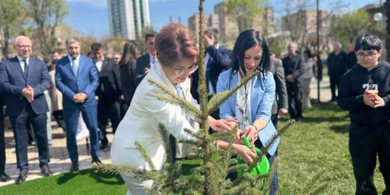 Ереванда Абай Құнанбайұлы атындағы саябақ ашылды