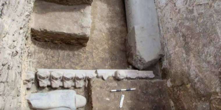 Египетте перғауынның қабірі табылды