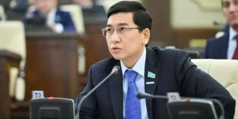 Аймағамбетов магистратура мен докторантураға түсу талабын өзгертуді ұсынды