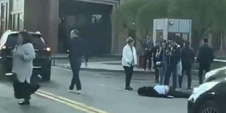 Астанадағы министрліктің үйінің маңында ер адамды көлік қағып кетті