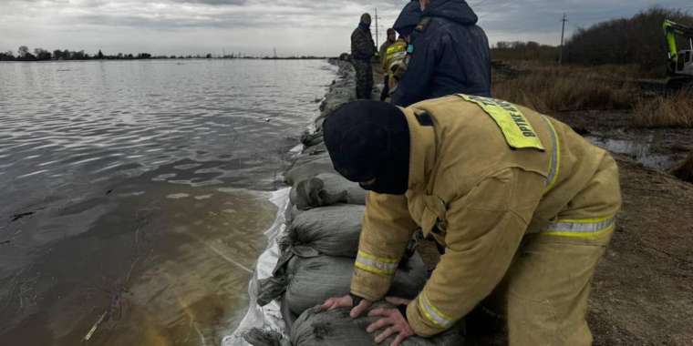 Су тасқыны: Солтүстіктегі ауыл тұрғындарын эвакуациялау жүргізілуде