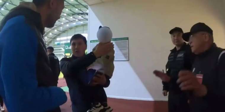 Қостанайда шенеунік боқтағаны үшін жазаланды