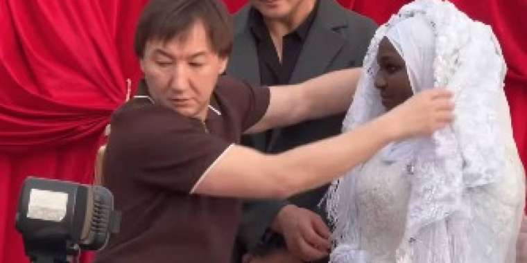 Жігер Ауыпбаевтың әйелінің бетін ашқан Нұрлан Еспанов таңданып қалды