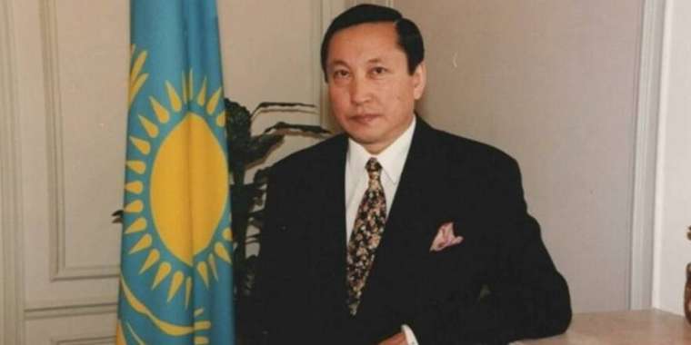 Тоқаев Тілеухан Қабдрахмановті марапаттады