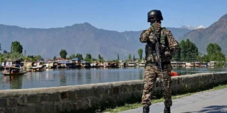 Үндістан алдағы 36 сағатта Пәкістанға әскери соққы жасауы мүмкін