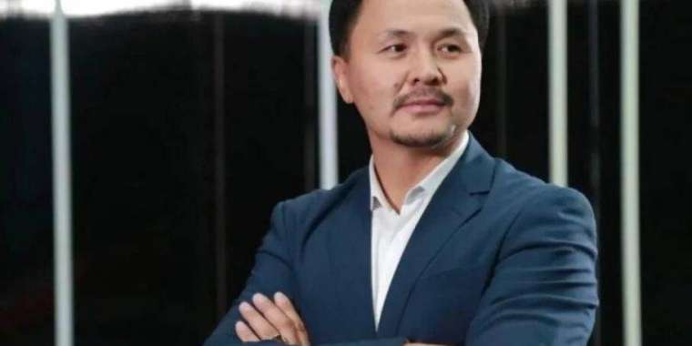 Досымжан Таңатаров: Жеке концертімде билеймін