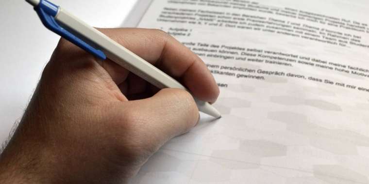 Солақайлар бай болуға бейім келеді - ғалымдар