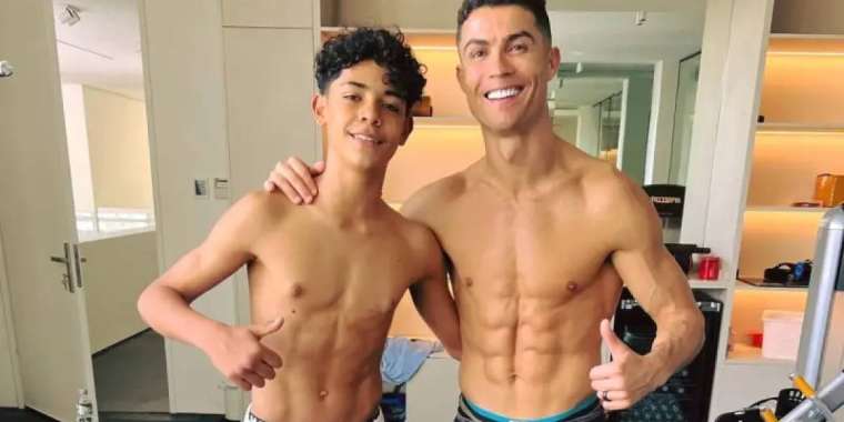 Криштиану Роналдуның ұлы да Португалия құрамасына шақырту алды